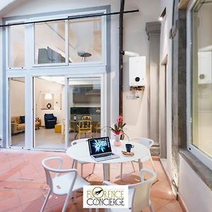 Ground Floor With Patio-Ghibellina 65